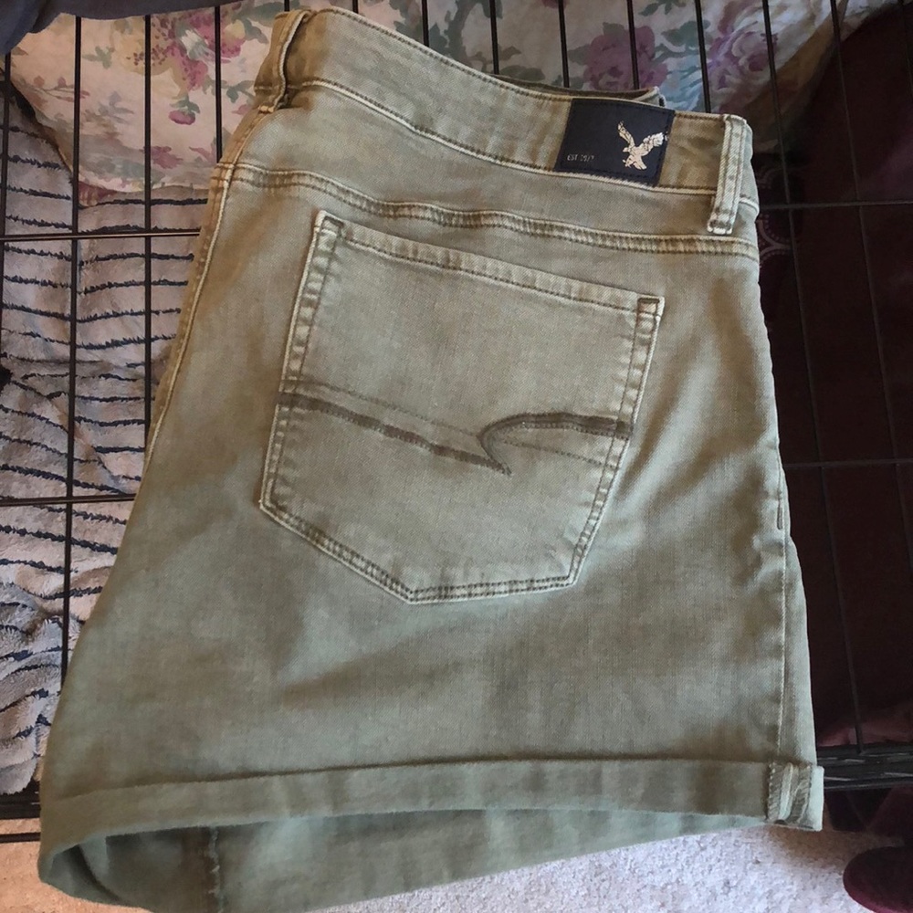 AE green high waisted shorties